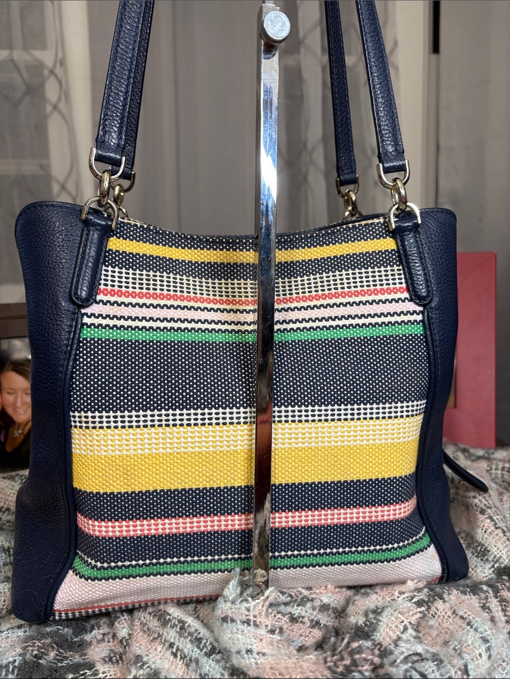 Kate Spade “Jackson Boardwalk Stripe” Shoulder Bag w/3 Compartments 11x12x4in - Picture 3 of 16